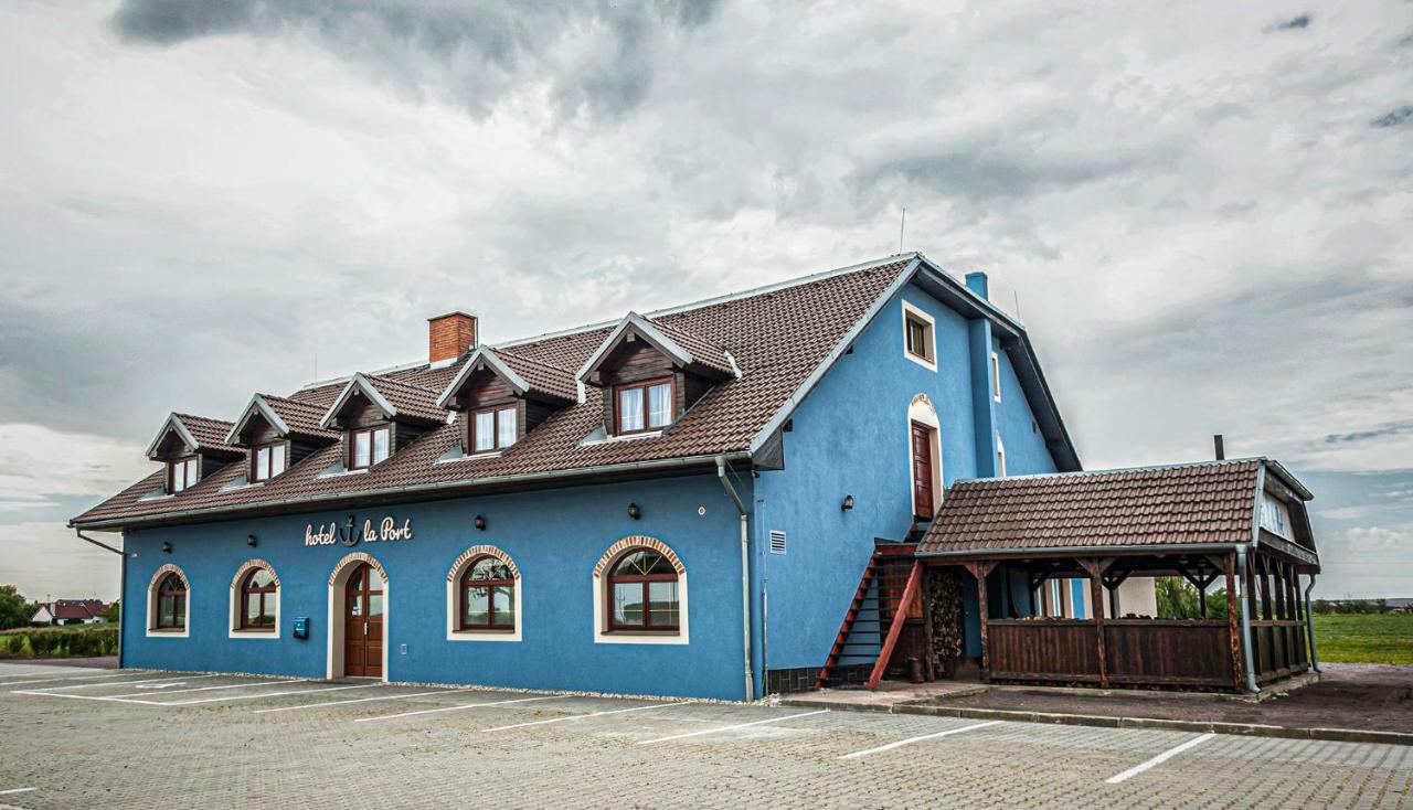 La Port Hotel Znojmo Kültér fotó