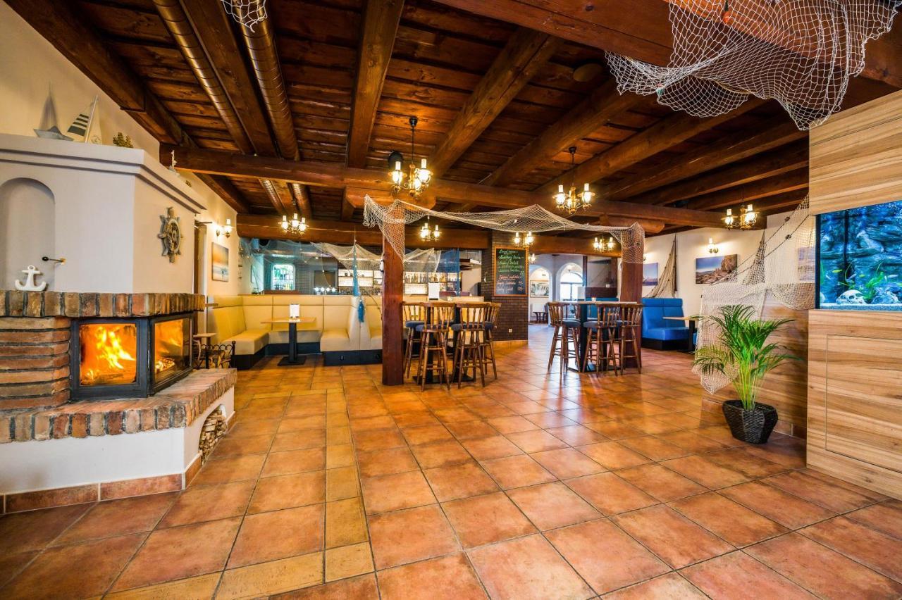 La Port Hotel Znojmo Kültér fotó