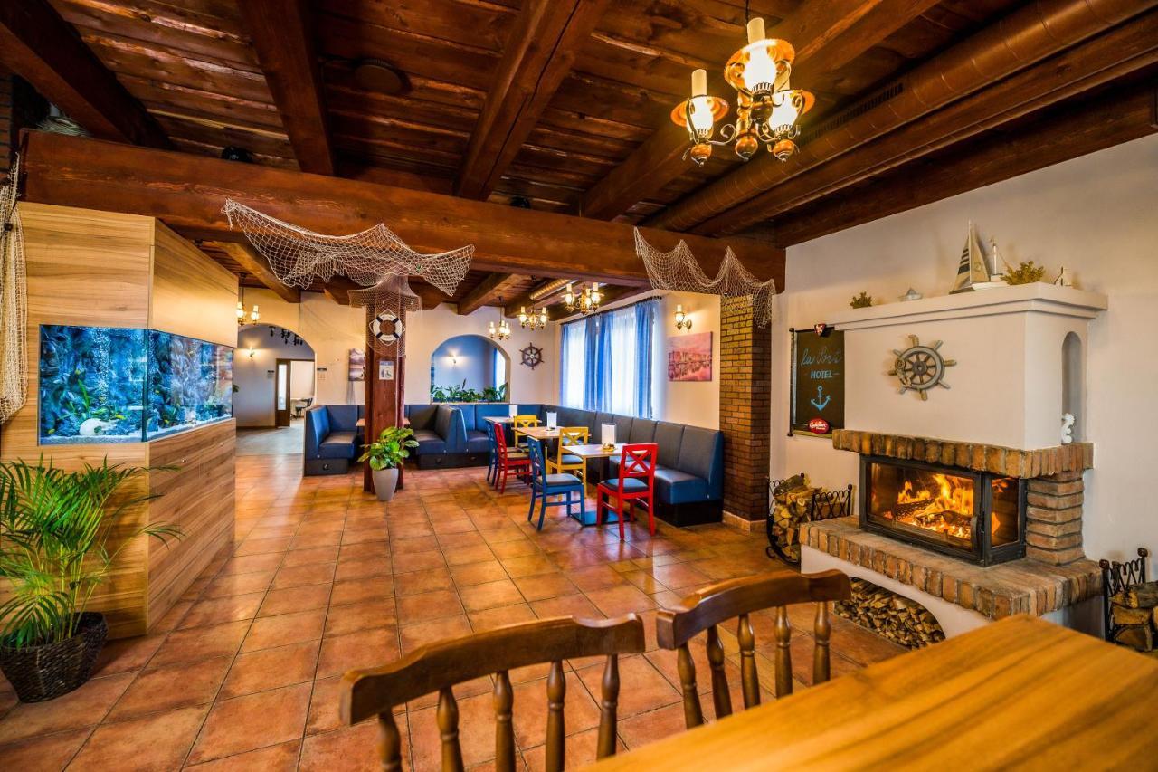 La Port Hotel Znojmo Kültér fotó