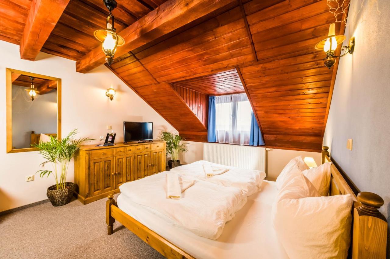 La Port Hotel Znojmo Kültér fotó