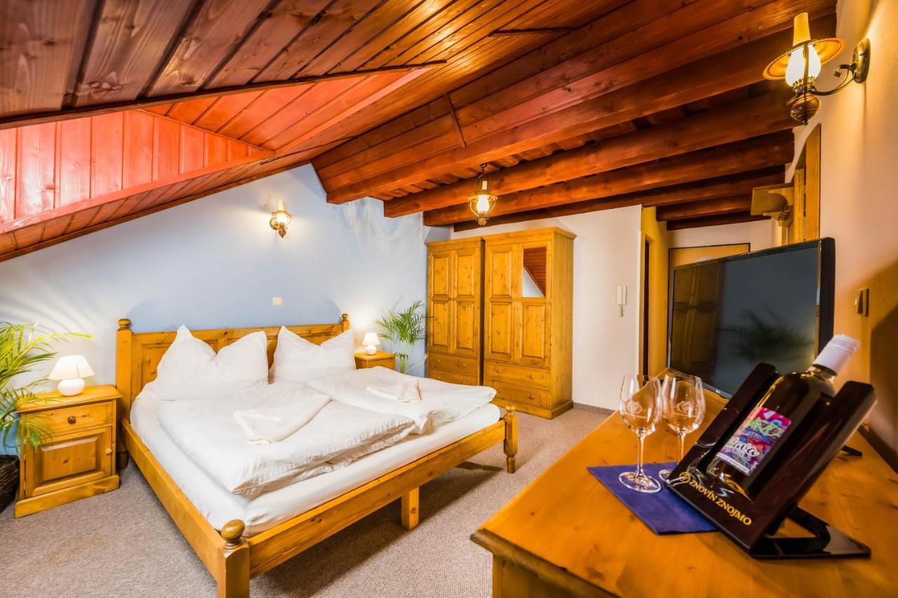 La Port Hotel Znojmo Kültér fotó