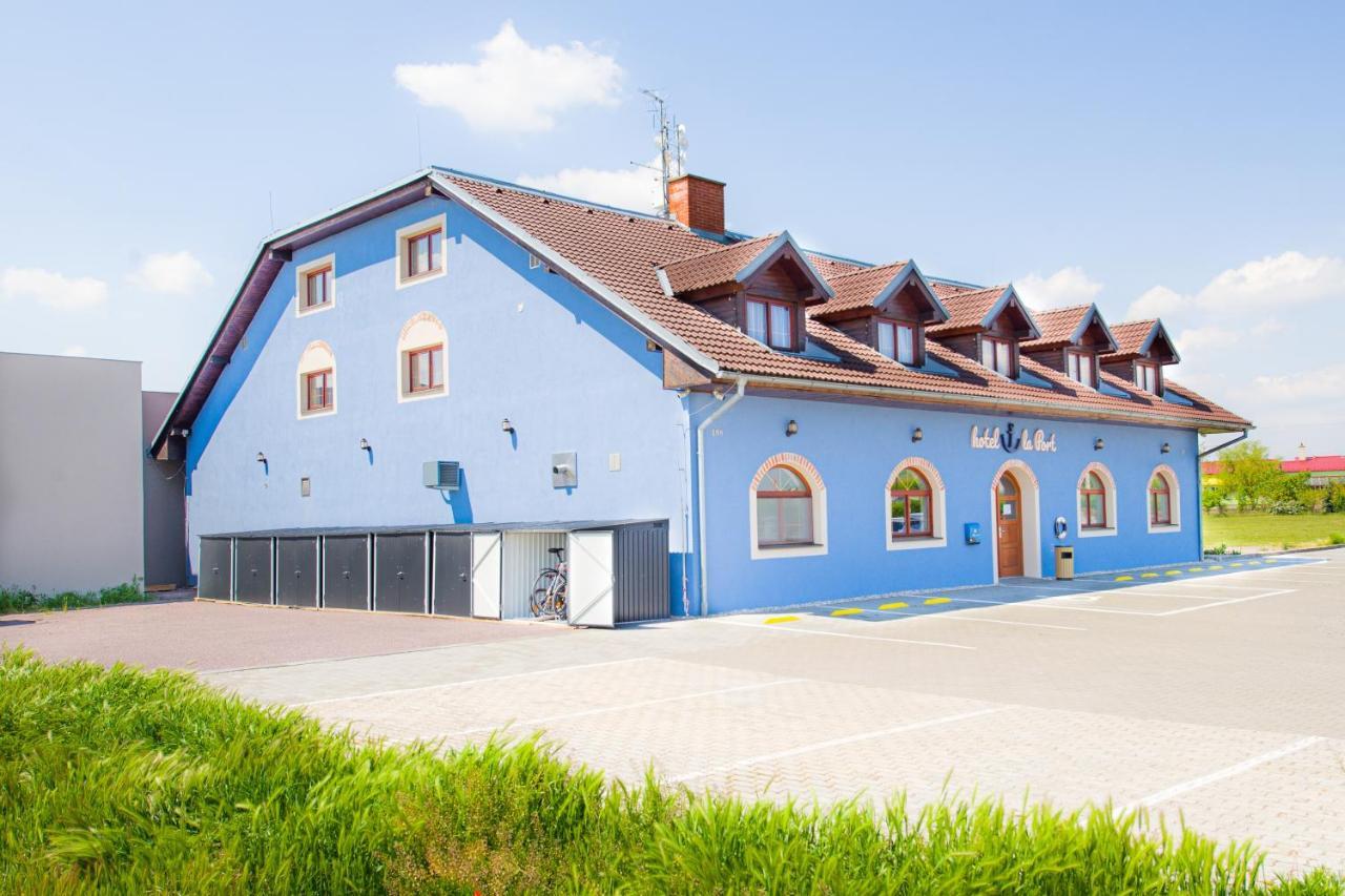 La Port Hotel Znojmo Kültér fotó